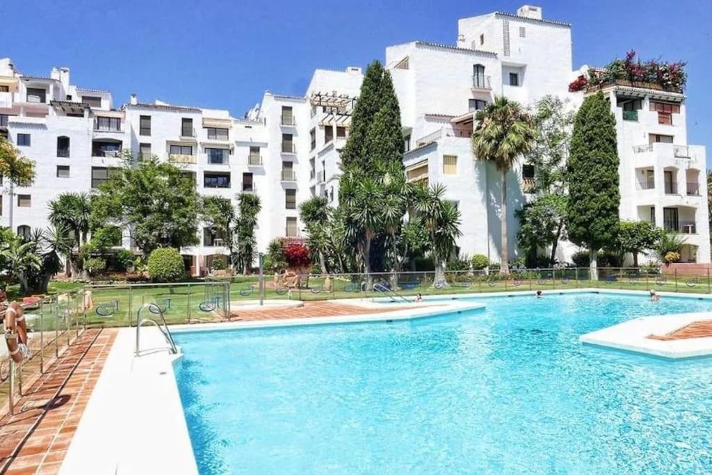 Caprichoso Apartamento En El Corazon De Puerto Banus Marbella Dış mekan fotoğraf